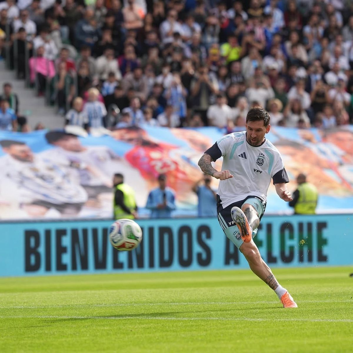 Lionel Messi en el entrenamiento de la Selecci&oacute;n argentina en Espa&ntilde;a.&nbsp;