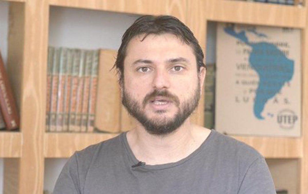 Juan Grabois leyó una carta.