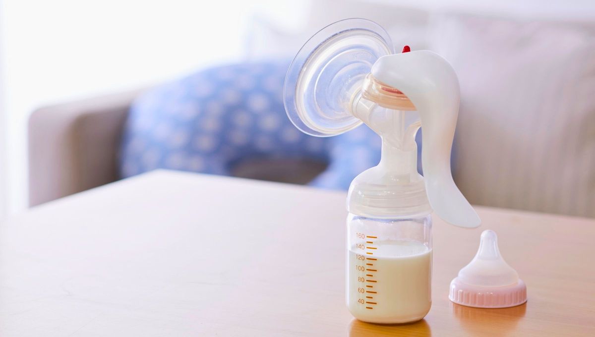 La lactancia materna es fundamental para el óptimo desarrollo del bebé desde su nacimiento, porque le ofrece todos los nutrientes y defensas que necesita. La lactancia materna es fundamental para el óptimo desarrollo del bebé desde su nacimiento, porque le ofrece todos los nutrientes y defensas que necesita.