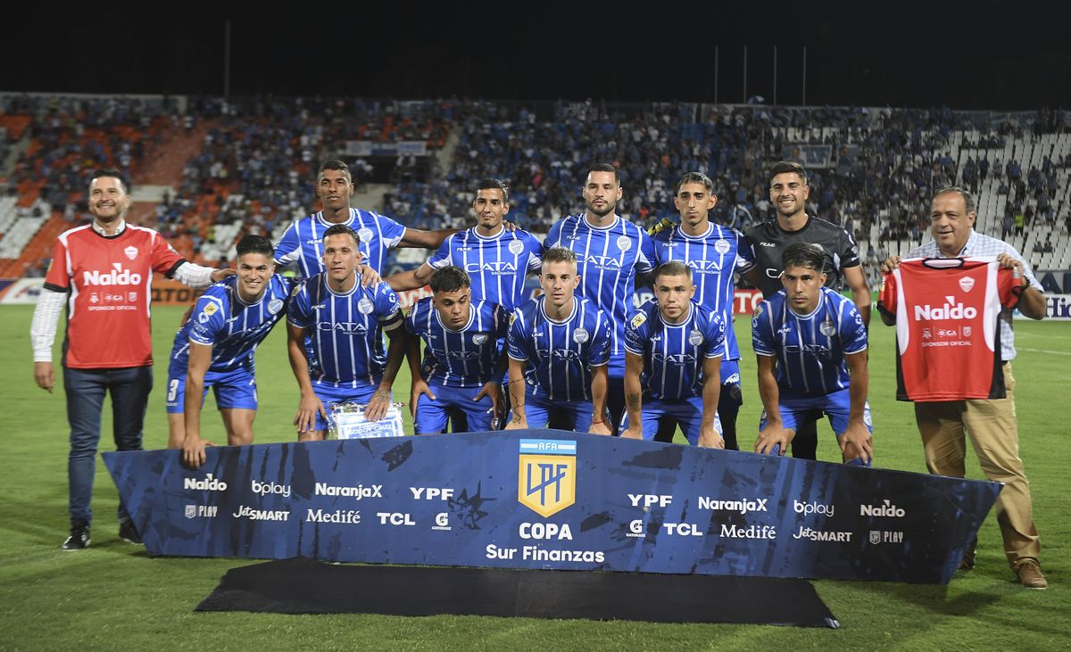 Godoy Cruz se mantiene puntero e invicto, con Franco Petroli como respaldo Godoy Cruz se mantiene puntero e invicto, con Franco Petroli como respaldo