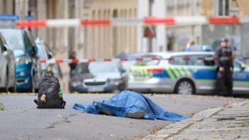 Brutal tiroteo en una sinagoga en Alemania: mató a dos personas y se fugó
