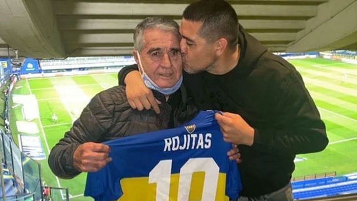 Ángel Clemente Rojas y Juan Román Riquelme, dos glorias de Boca.