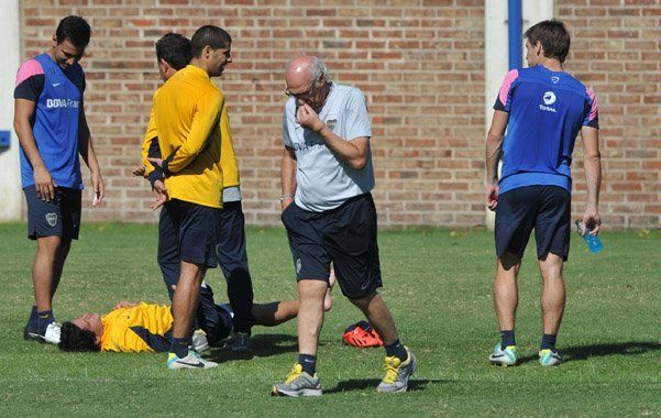 Boca: Bianchi cambia de dibujo con Acosta y Zárate