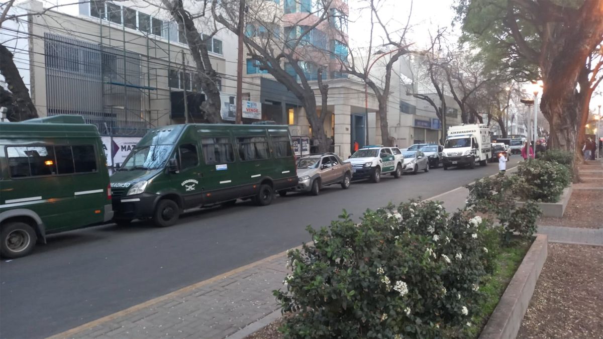 El operativo comenzó a las 15.30 y se extendió durante toda la tarde de este viernes.
