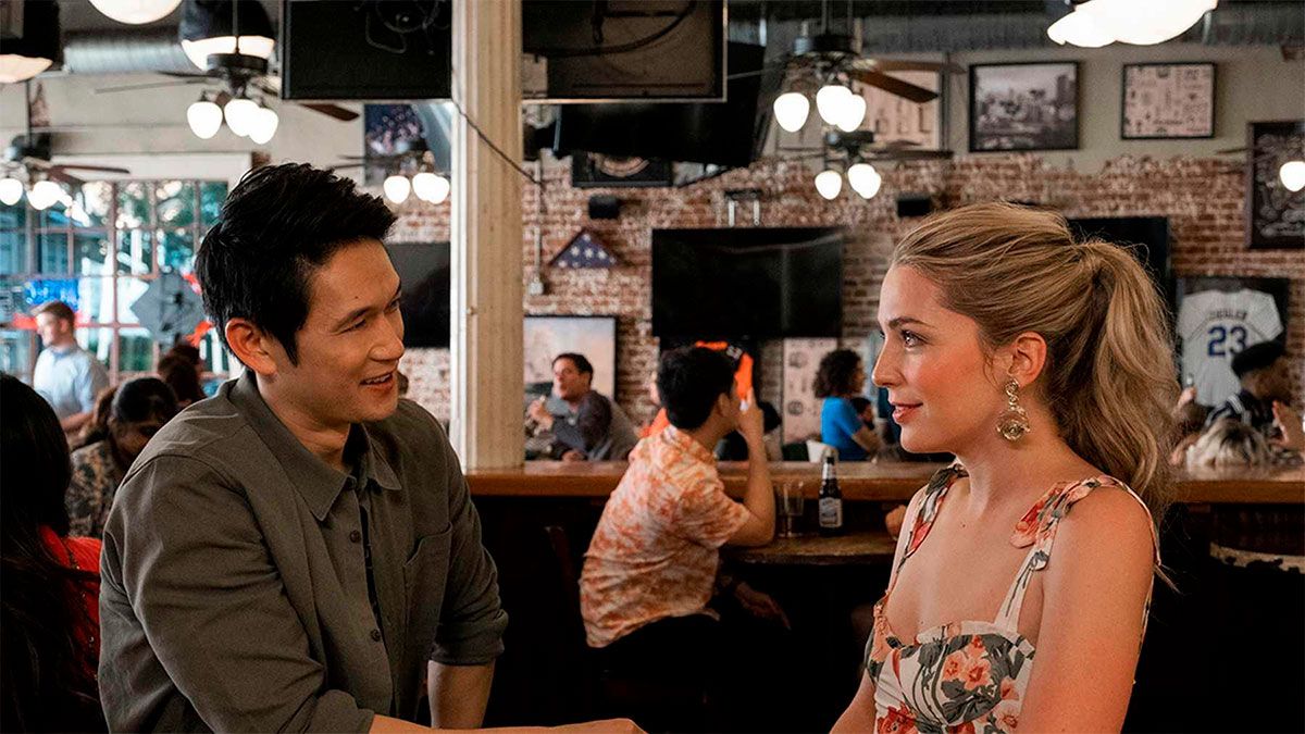 Harry Shum Jr. y Jessica Rothe son los protagonistas de Para toda la vida, película que acaba de llegar a Netflix. Harry Shum Jr. y Jessica Rothe son los protagonistas de Para toda la vida, película que acaba de llegar a Netflix.
