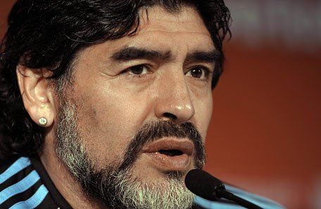 Maradona no ocultó su felicidad: Argentina fue implacable