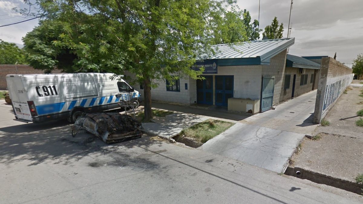 Un hombre fue apuñalado en el pecho en medio de una pelea, en Las heras, y el atacante quedó detenido en la Subcomisaría Iriarte Un hombre fue apuñalado en el pecho en medio de una pelea, en Las heras, y el atacante quedó detenido en la Subcomisaría Iriarte