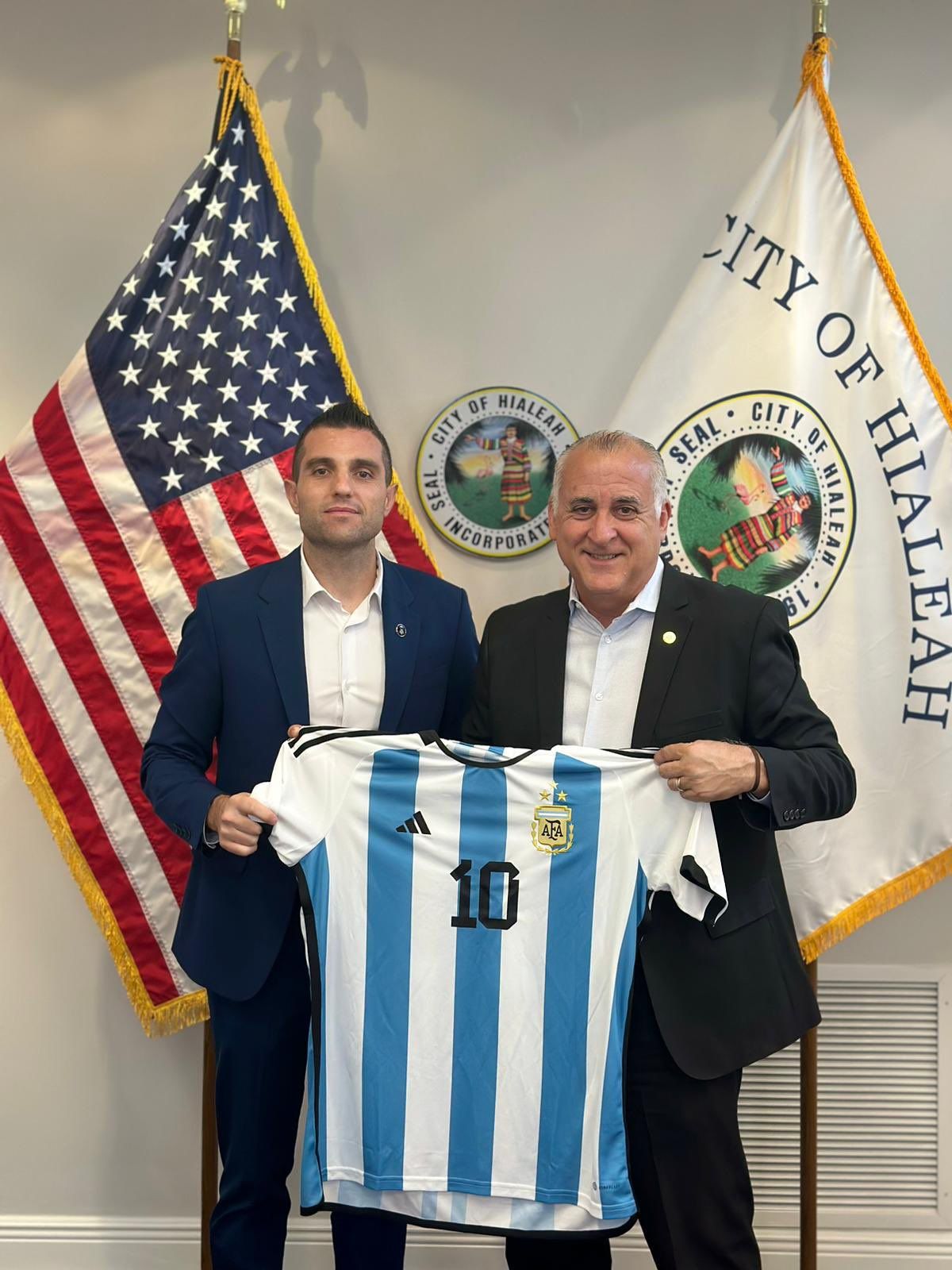 AFA y la alcaldía de Hialeah vienen trabajando desde el año pasado AFA y la alcaldía de Hialeah vienen trabajando desde el año pasado