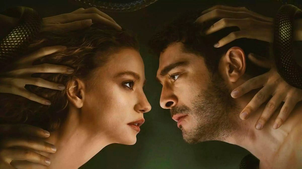 Serenay Sarkaya y Burak Deniz protagonizan Sahmaran, la serie turca de Netflix.