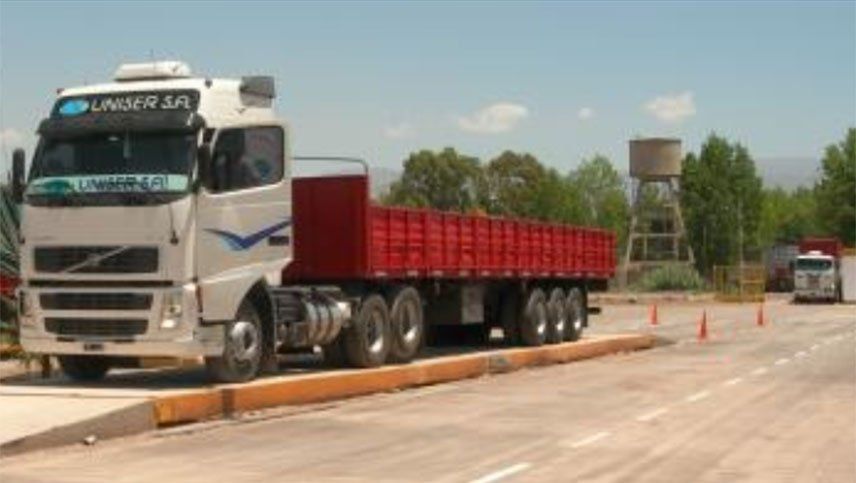 El Gobierno sumó nuevas medidas para los camioneros que ingresen a Mendoza