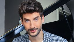 Carlos Torres, protagonista de Vivir y amar, la serie colombiana de Netflix.