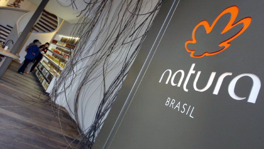 Natura compró Avon y es el cuarto grupo cosmético más grande del mundo