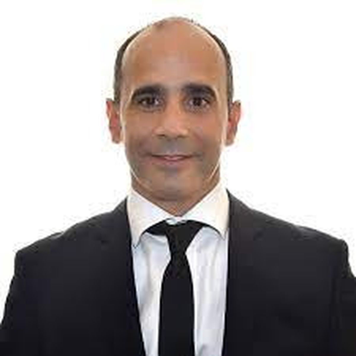 Javier de la Fuente, juez de Cámara de Capital Federal y único miembro del Jury que consideró que Walter Bento no debía ser destituido. Javier de la Fuente, juez de Cámara de Capital Federal y único miembro del Jury que consideró que Walter Bento no debía ser destituido.