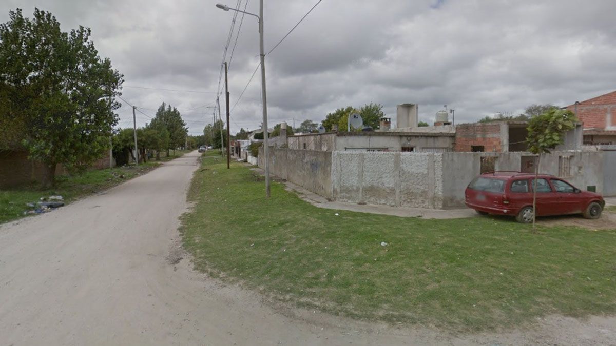 El ataque se produjo en el barrio Belgrano, cerca del autódromo de Mar de Plata, y la adolescente apuñalada fue llevada al hospital en una camioneta que pasaba por el lugar