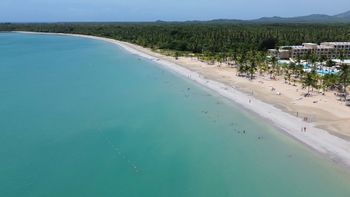 Playas de arena blanca y sin sargazo: el novedoso destino del Caribe