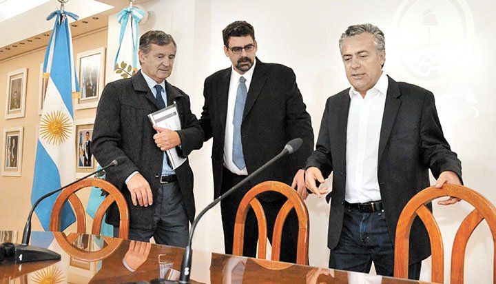 La Provincia firmó un convenio con la UNCuyo para ahorrar energía