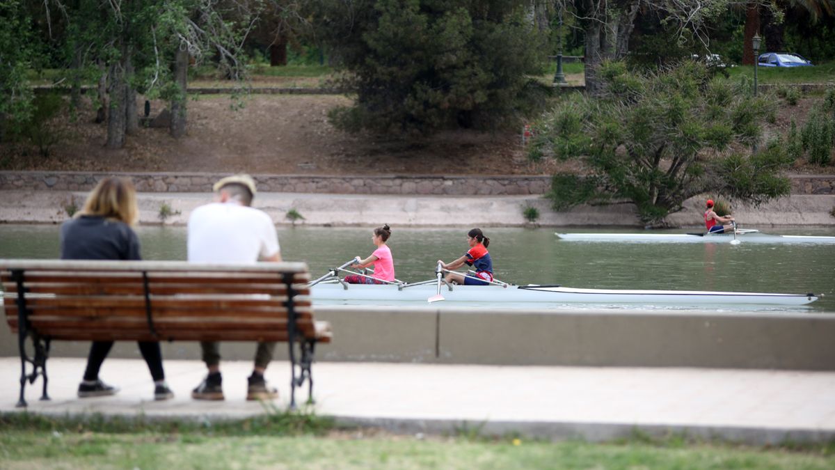Se espera un viernes muy agradable y la llegada de un frente frío durante el fin de semana, según el pronóstico del tiempo en Mendoza.
