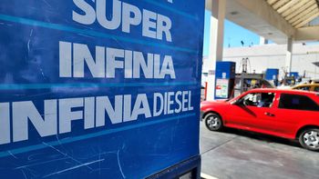 Fue a una estación de servicio mendocina y se topó con un 