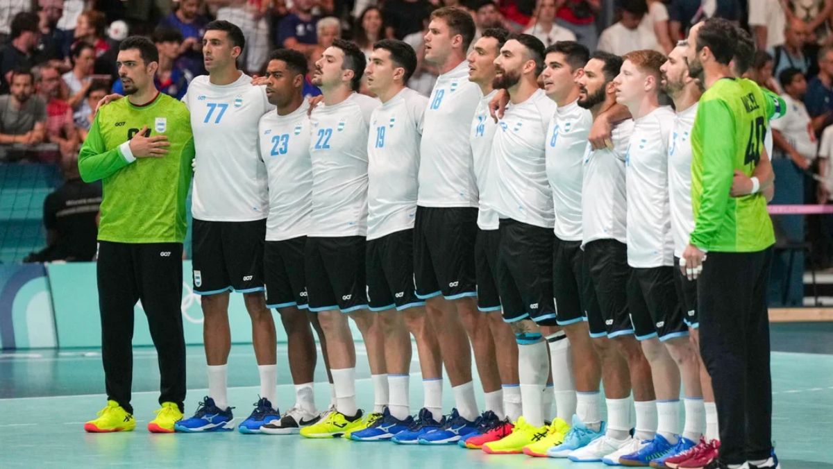 Rodolfo Jung dirige a la Selección argentina de handball Los Gladiadores y entrenan sin descanso, incluso en Navidad.