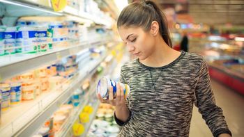 Cómo identificar los alimentos ultraprocesados en el supermercado