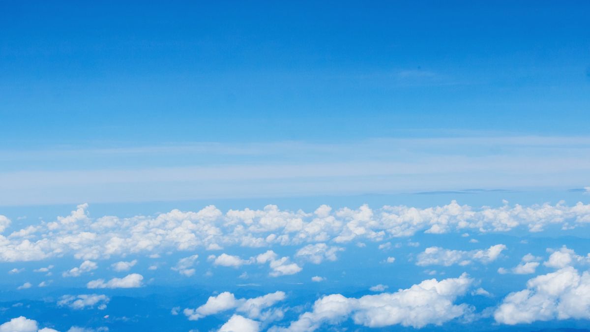 La pregunta ante ¿por qué el cielo es azul? es de esas curiosidades que parecen obvias pero muchas veces son difíciles de responder