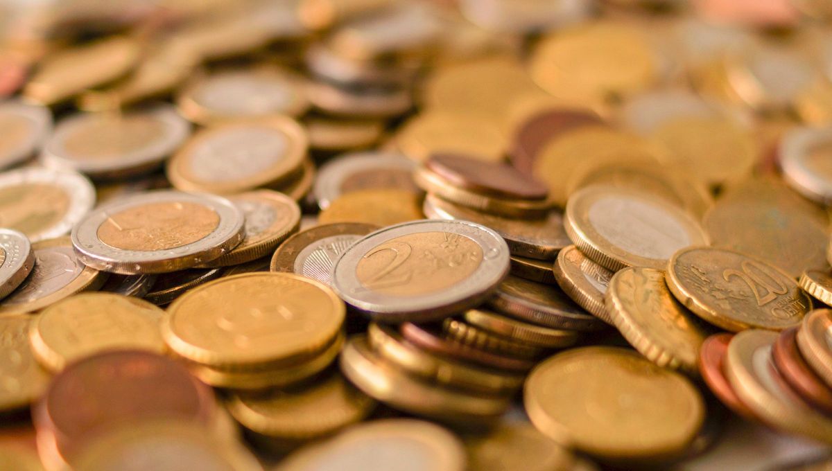 El poderoso ritual que te ayudará a conseguir dinero y salir de las deudas