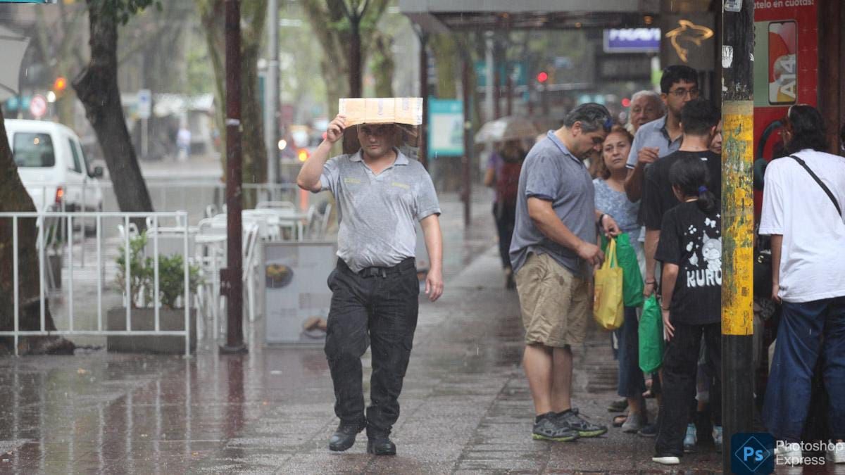 Casi toda la provincia de Mendoza tiene un pronóstico del tiempo complicado por fuertes tormentas y granizo.