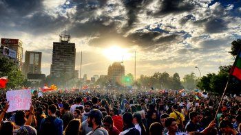 Multitudinaria protesta en Santiago de Chile y otras ciudades