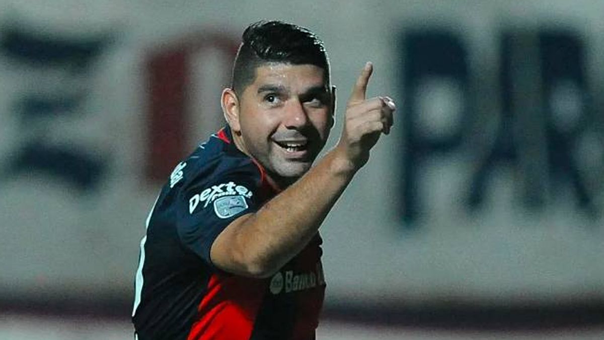 Néstor Ortigoza es ídolo de San Lorenzo. Néstor Ortigoza es ídolo de San Lorenzo.