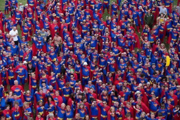 Una multitud de Supermanes se congregó para batir un récord