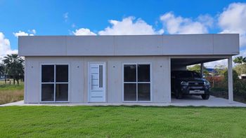 La casa prefabricada que venden en Mercado Libre y recibe autos usados como parte de pago La casa prefabricada que venden en Mercado Libre y recibe autos usados como parte de pago