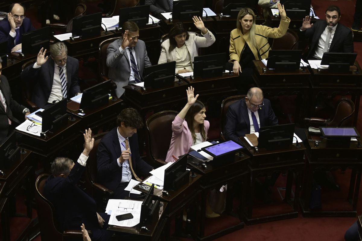 El Senado trató y aprobó este jueves la Boleta Única de Papel. El Senado trató y aprobó este jueves la Boleta Única de Papel.