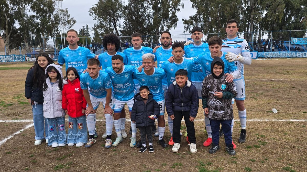 Gutiérrez Sport Club sufrió una goleada ante Sol de Mayo y descendió.