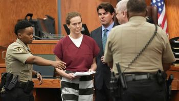 Netflix y el increíble escape de una asesina que se ocultó en Costa Rica