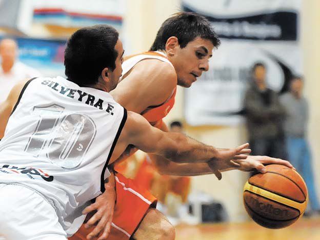 Rivadavia cayó ante Estudiantes, pero sigue vivo