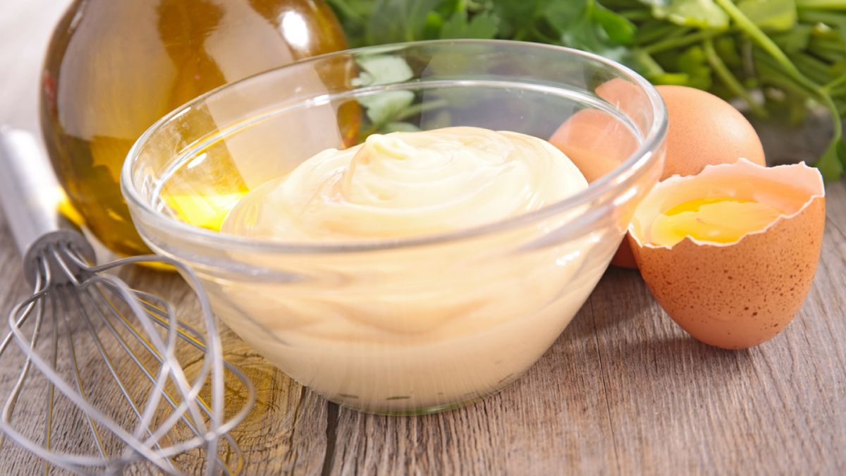 Para lograr una buena mayonesa casera hay que tener en cuenta ciertos trucos caseros.