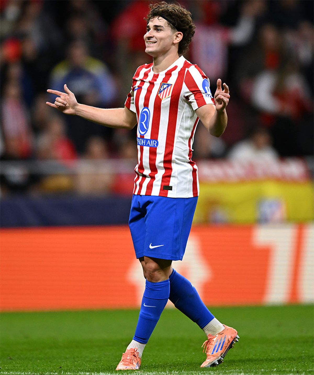 Juli&aacute;n &Aacute;lvarez festeja el golazo que marc&oacute; en la Champions.