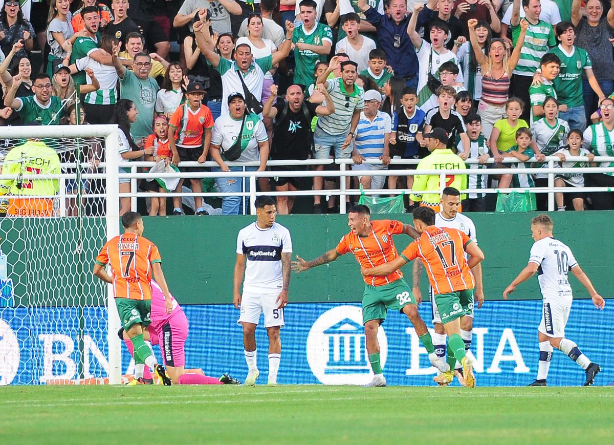 Gimnasia La Plata perdió y jugará el desempate con Colón Gimnasia La Plata perdió y jugará el desempate con Colón