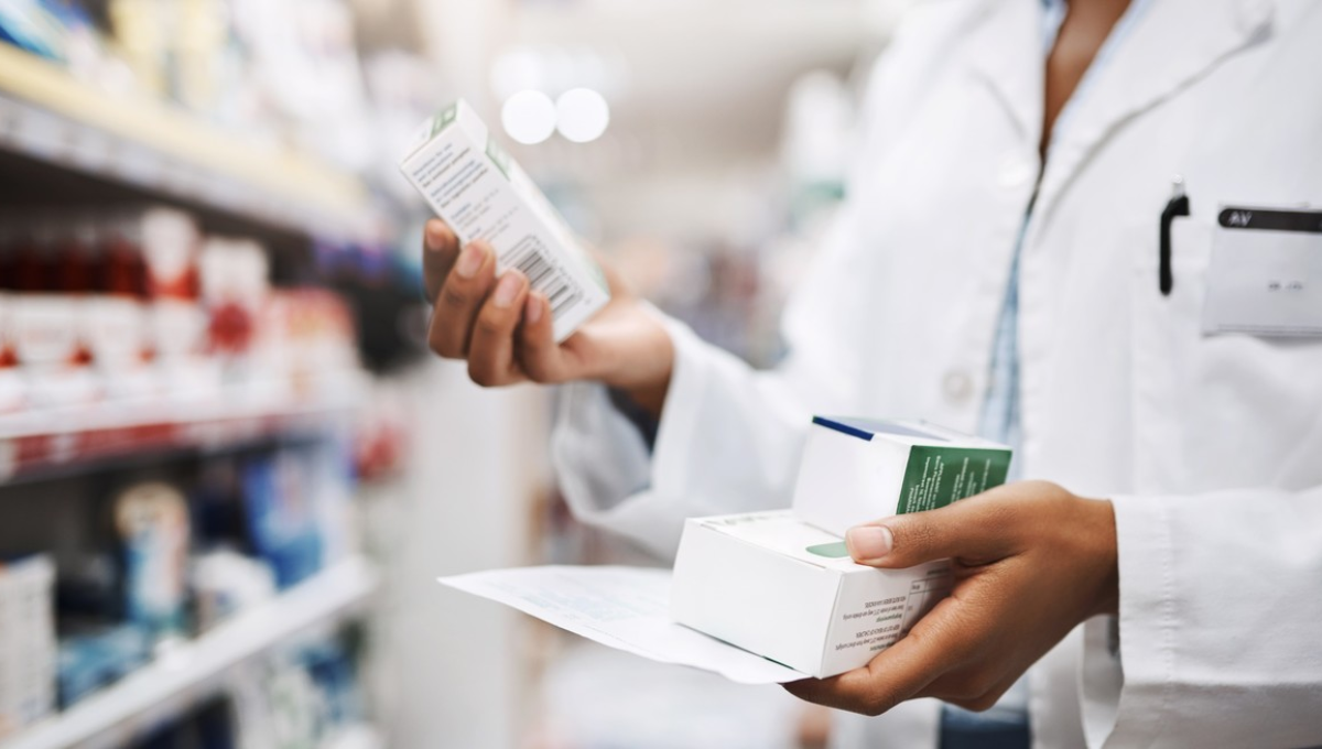 Una reconocida cadena de farmacias despidió a 2900 empleados