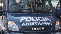 Violaron en manada a una joven y detuvieron a tres personas