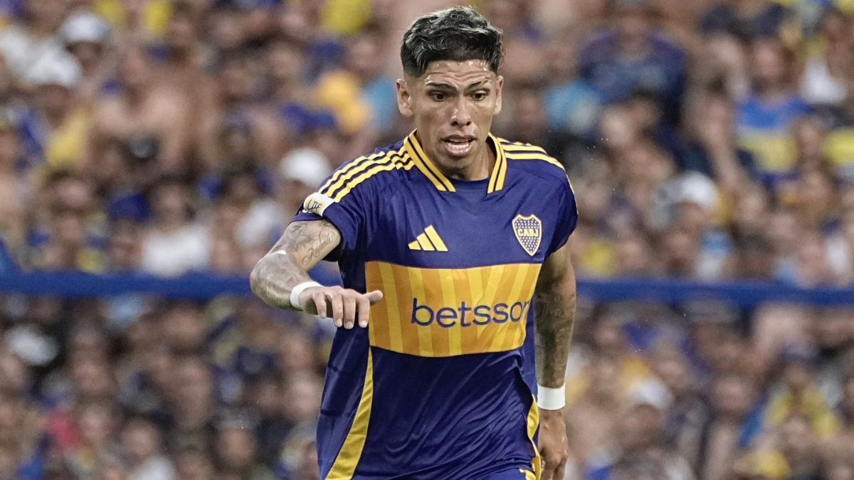 Boca se enfrenta a Unión en Santa Fe.