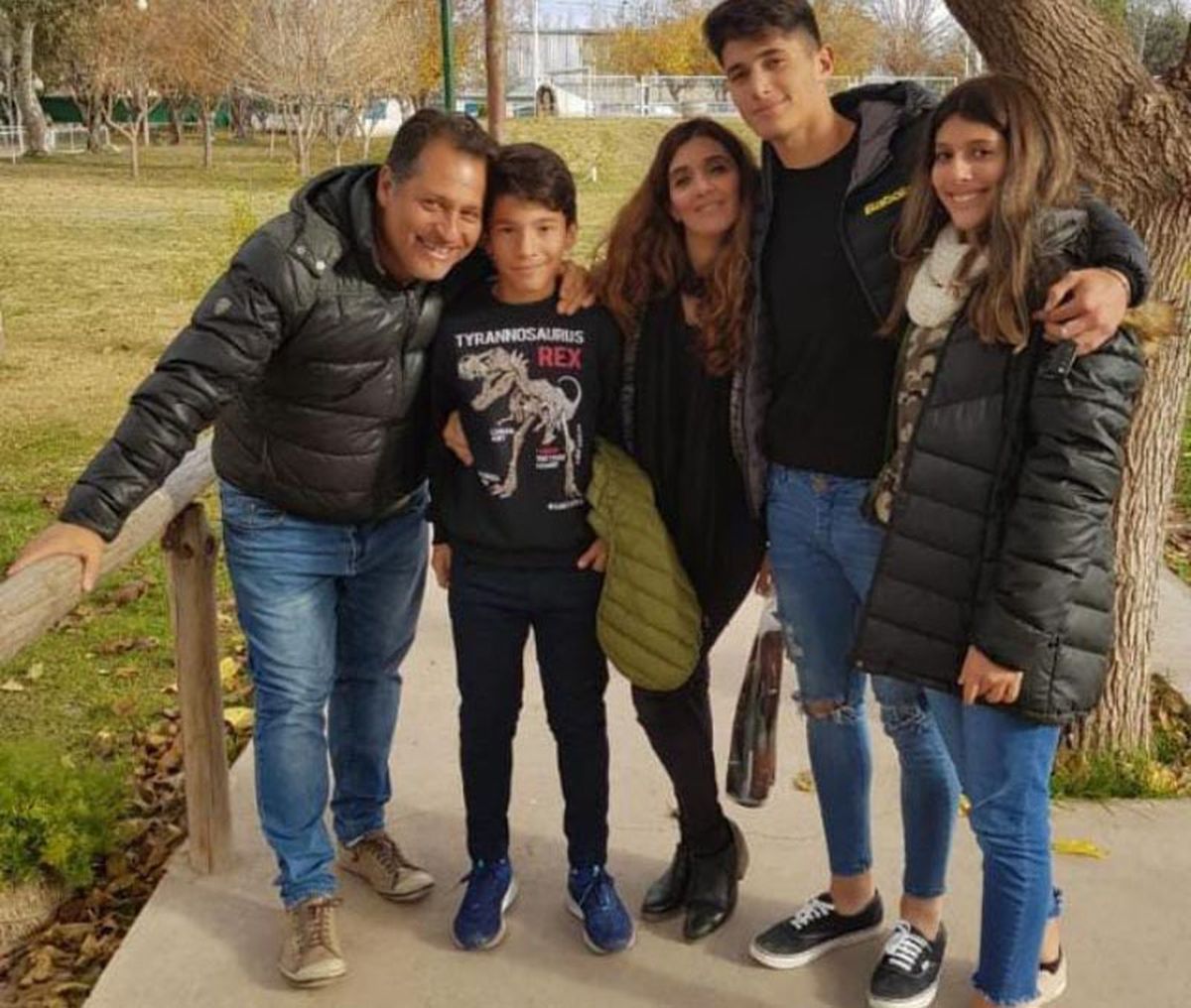 Roberto Colucci está con su linda familia.