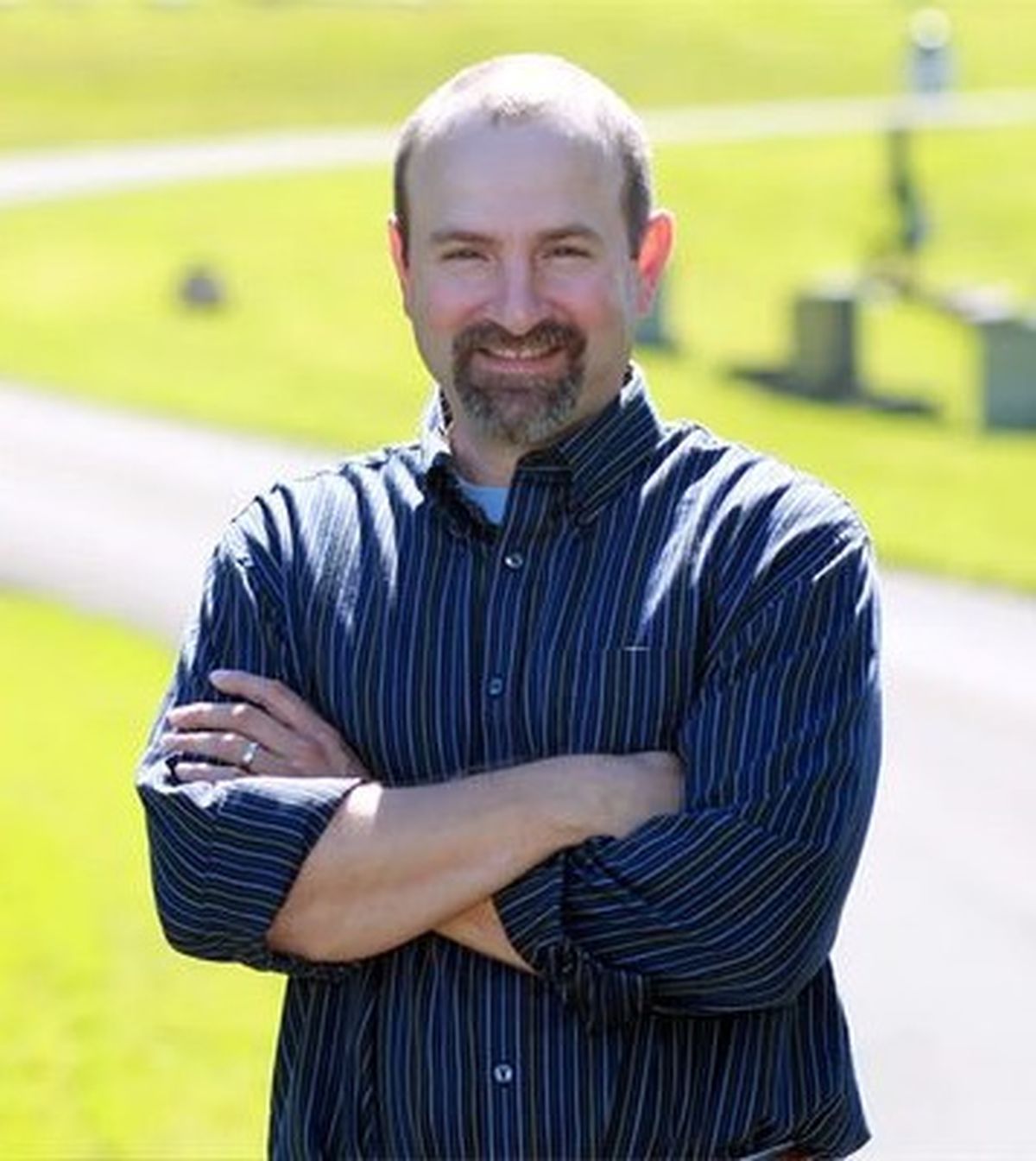 Ahora es profesor de biología. Ahora es profesor de biología.