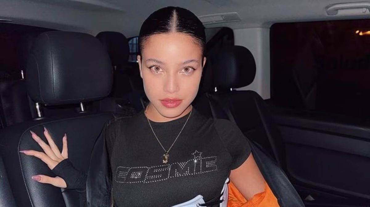 La mega estrella internacional que apoyó a Emilia Mernes: la foto