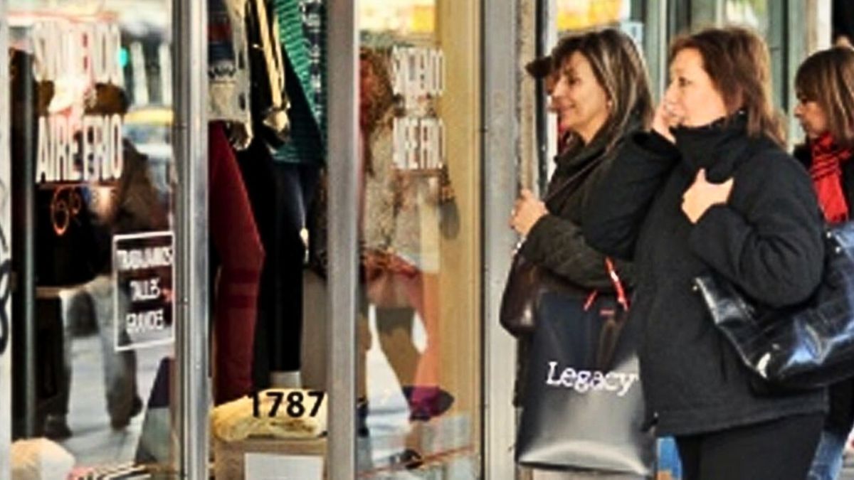 Una ley de talles que no se cumple y un mercado que sigue estandarizando los cuerpos de las mujeres