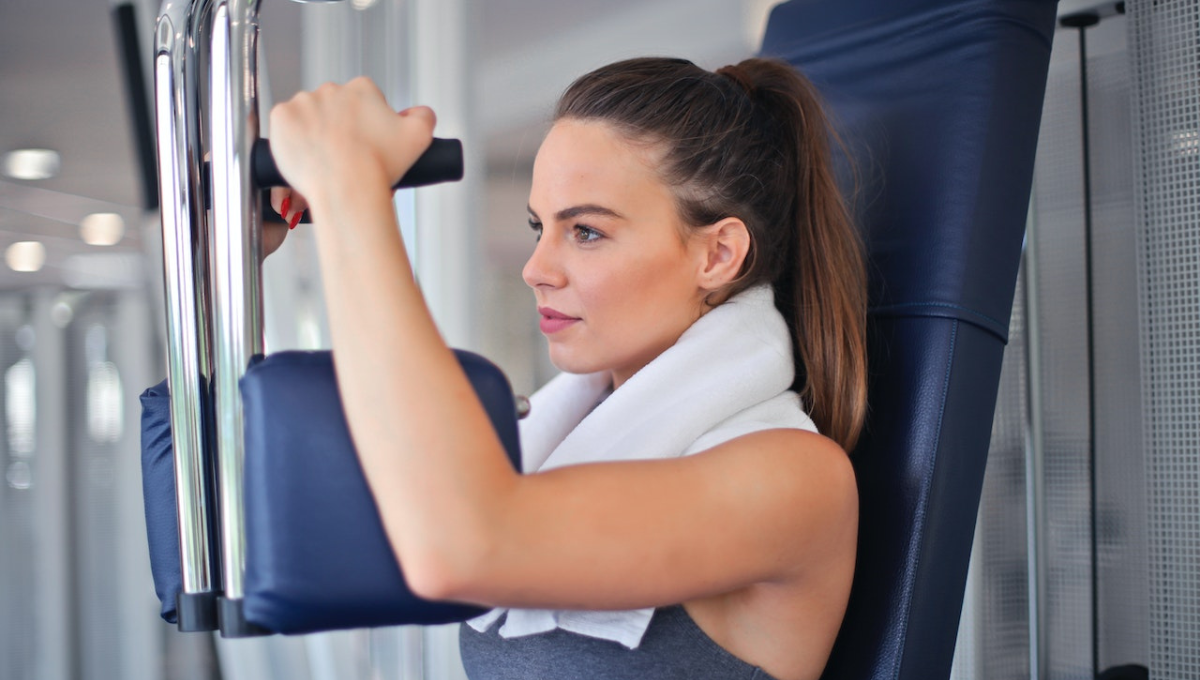 Alas de murciélago: ¿cuál es el mejor ejercicio para eliminarlas?