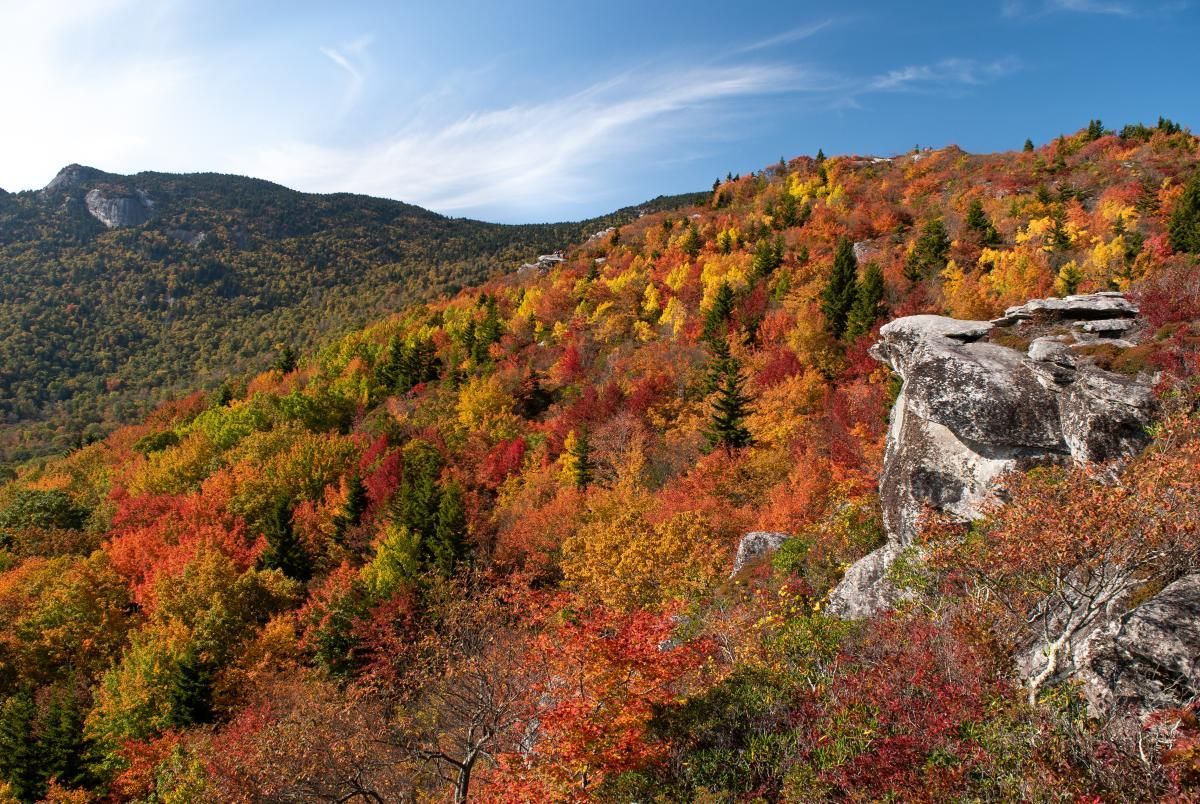 Así se ve el parque estatal Grandfather Mountain en otoño. Así se ve el parque estatal Grandfather Mountain en otoño.