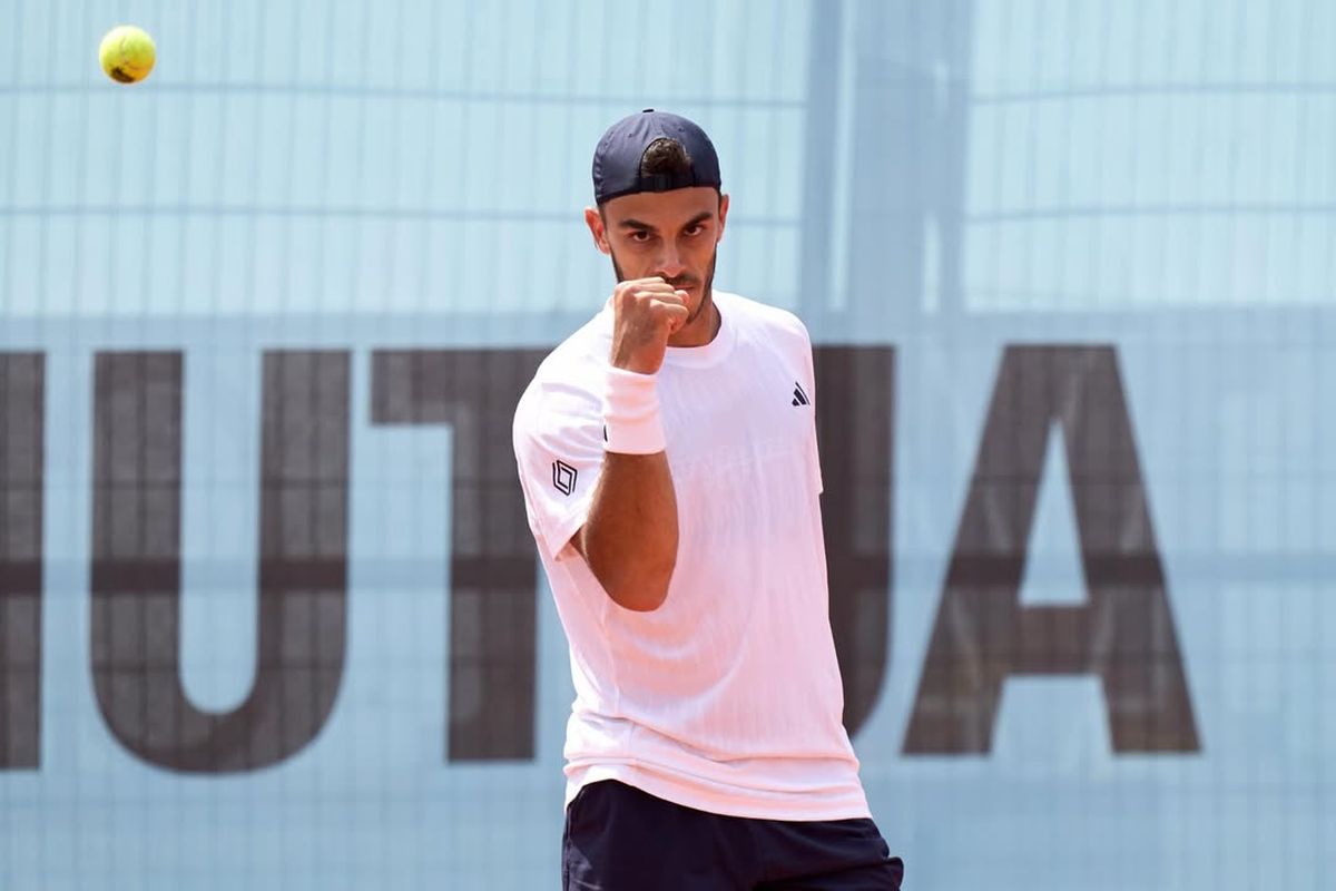 Francisco Cerúndolo avanzó a octavos de final del Masters de Madrid. Francisco Cerúndolo avanzó a octavos de final del Masters de Madrid.
