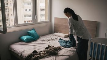 Cada cuánto tiempo y cómo hay que limpiar la habitación para dormir mejor