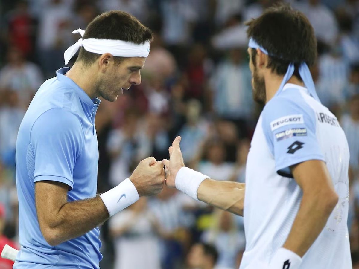Del Potro y Mayer jugando en dobles en Copa Davis. Del Potro y Mayer jugando en dobles en Copa Davis.